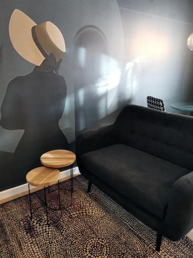 Come&Stay Apartments Wola Warschau Buitenkant foto